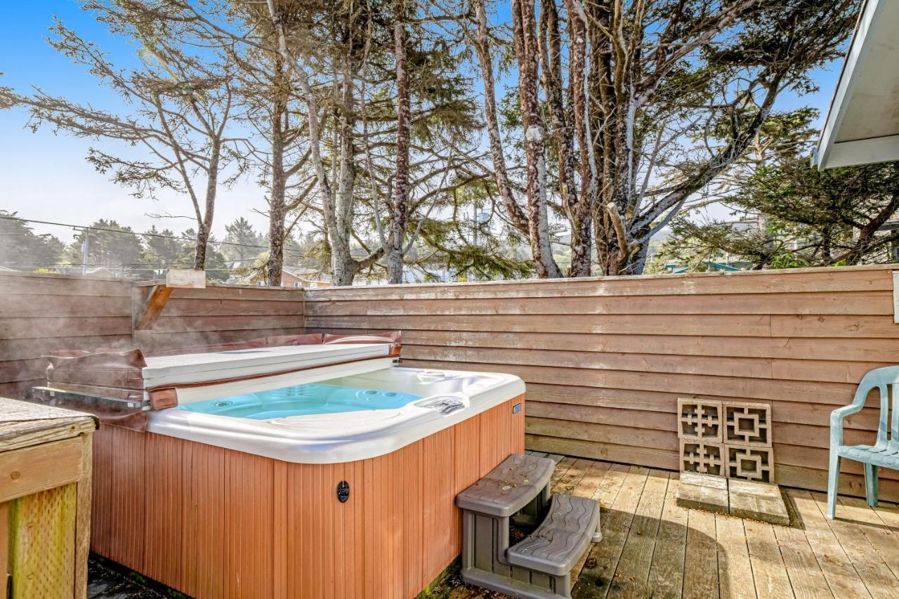 Апартаменти Bayocean Retreat Cape Meares Екстер'єр фото